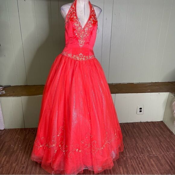 Tiffany Designs Princess Beaded Tulle Halter Prom‎ Quinceanera Gown 8 - Picture 1 of 12